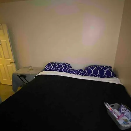 Lovely 2Bd 1Br Apt-2