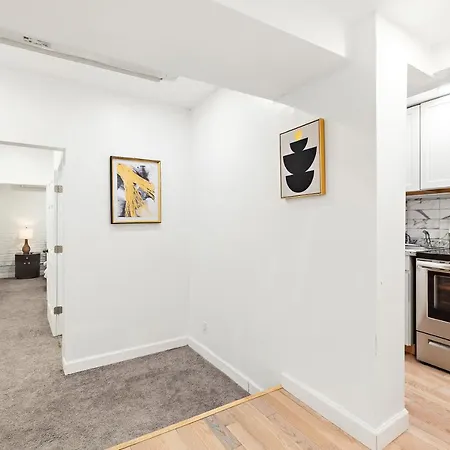 Luxurious 4 Bedroom Townhouse-2