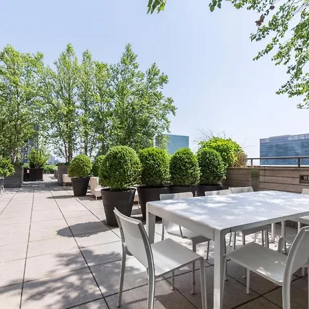Murray Hill 1Br W Doorman Gym Pool Parking Nyc-581-2