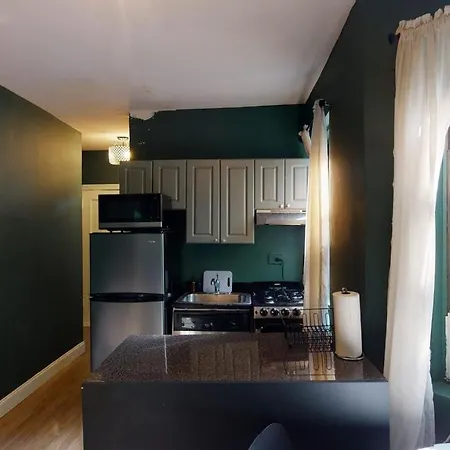 Furnished Apartment 566 East Village-3