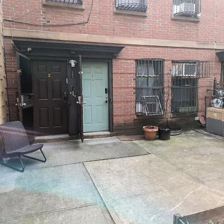 Williamsburg Private Room With Garden-3