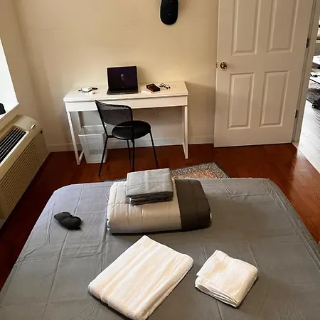 Lovely 2-Bedroom Condo In Brooklyn W/Parking-2