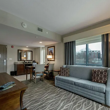 Embassy Suites Saratoga Springs-3