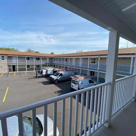 Stay Inn Niagara Falls Vacation Studios-2