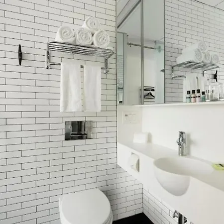 Times Square 2 Bedroom Apartment-2