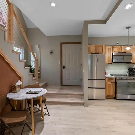 Modern Home &Cozy-2