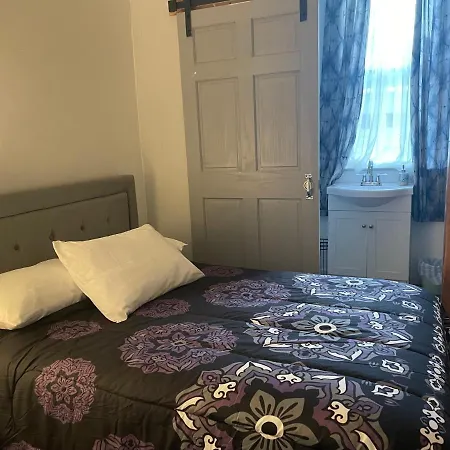 Luxury Suites Boutique Hotel And Lounge-3