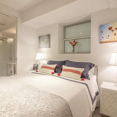 Experience Luxury Living In The Heart Of New York City With This Exquisite Home-2