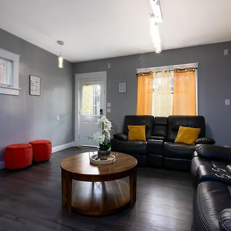 Sprawling 8Br Home Ideal For Large Groups In Niagara Falls Ny-2