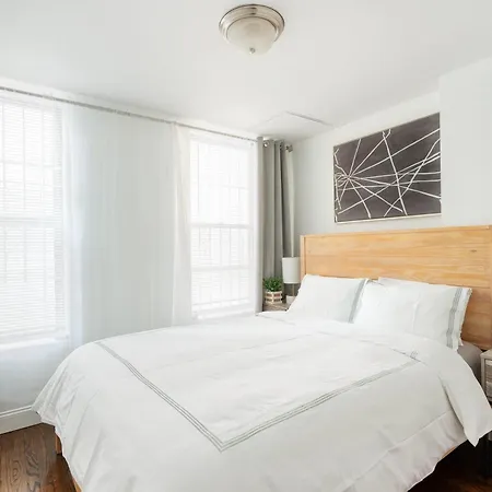 1435-3-3 Bedrooms 2Bath W D Prime Upper East-3