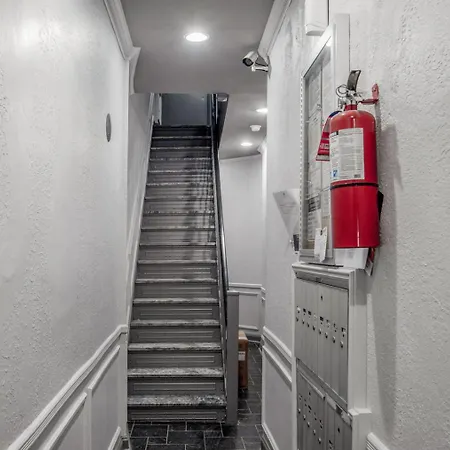 West Village 1Br W Skylight Wd Nyc-1028-2