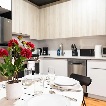 Unbeatable 3Br With Private Patio In Upper East Side-2