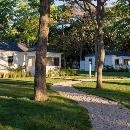 Silver Sands Motel & Beach Bungalows-2