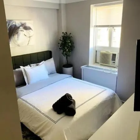Two Bedroom Condo In Upper West Side-2