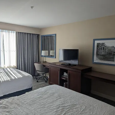 Hampton Inn & Suites Cazenovia, Ny-3