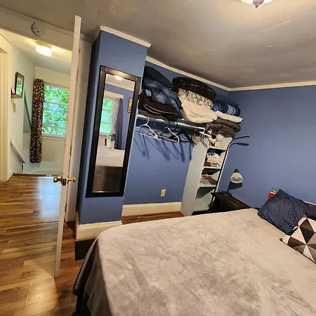 Cozy 3 Bedroom House In Downtown Ithaca-3