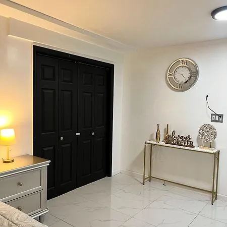 Luxury Guest Home - 10 Min To Jfk-2