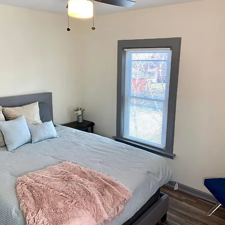 Cozy 3Br 1Ba Short Drive To Niagara Falls-2