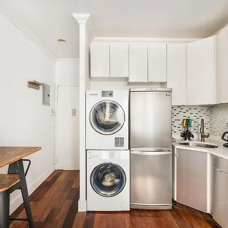 24-5 Furnished Studio W D Prime Gramercy-2