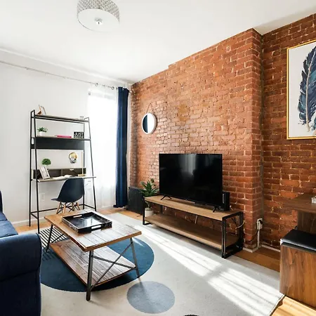 454-4R New 2Br Prime Midtown Best Value Sleeps 5-3