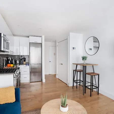75-2D New Prime Ues W&D Balcony Elevator-2