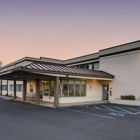 Days Inn By Wyndham Albany Suny-3