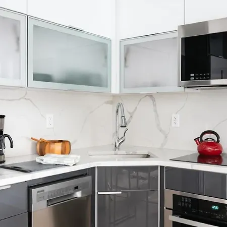75-4C New Duplex 3Br W D Elevator Walk To C Park-3