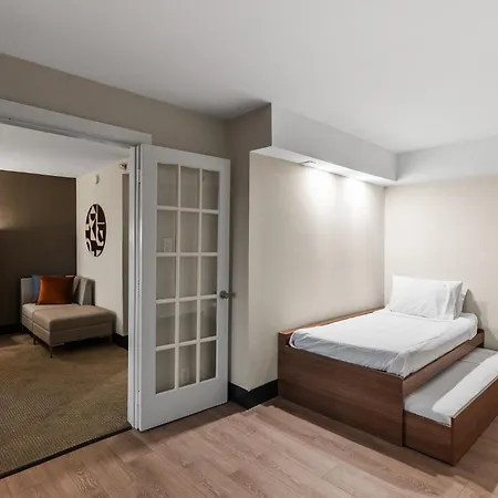 Holiday Inn Niagara Falls State Park Entry By Ihg-3
