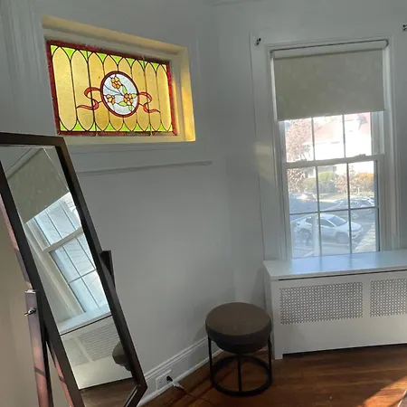 Gorgeous Victorian House!! Entire Suite In Sam'S Home-2