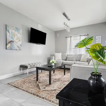 Lovely 4Br Near The Falls And Casino-3