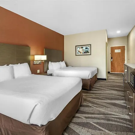 Best Western Plus University Inn-2