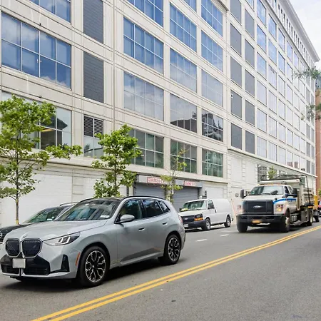 Clinton Hill Studio W Gym Pool Wd Nr Barclays Nyc-1021-3