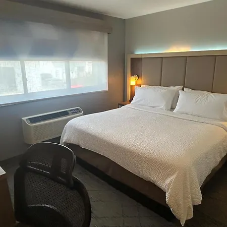 Best Western Roslyn-Long Island Hotel-3
