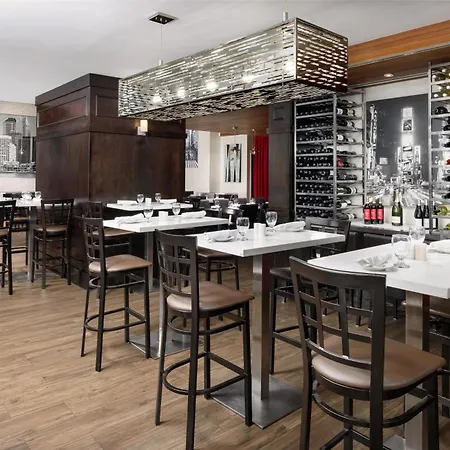 Hilton Garden Inn New York - Times Square Central-3