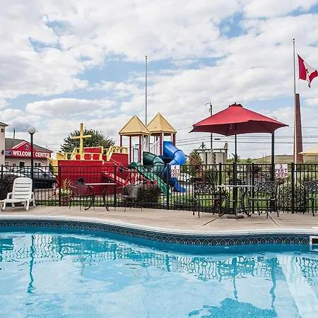 Econo Lodge At The Falls North-2