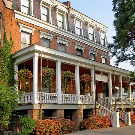 Saratoga Arms Hotel-2