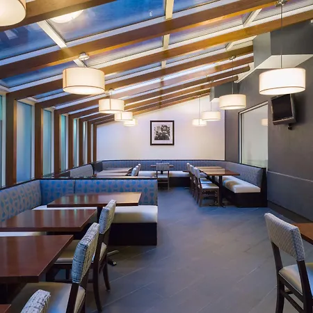 Hampton Inn Manhattan Chelsea-3