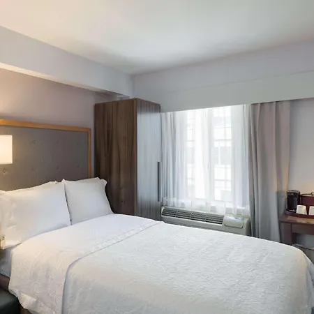 Hampton Inn Madison Square Garden-3