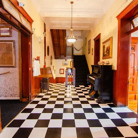 Amsterdam Castle Ny-3