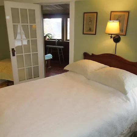 Victorian Bed & Breakfast Of Staten Island-2