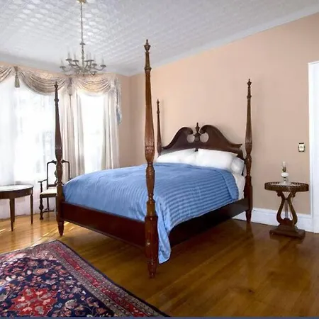 A Kingston Bed & Breakfast-2
