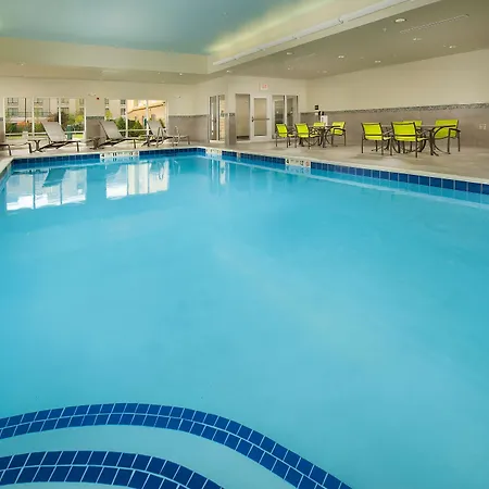 Hampton Inn & Suites - Buffalo Airport-3