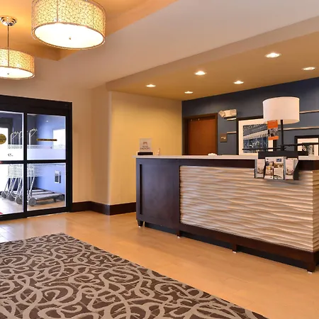 Hampton Inn Potsdam-3