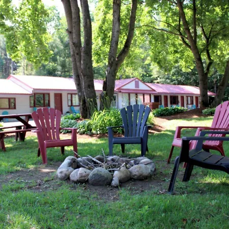 Luzerne Court Motel-2