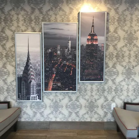 Ramada By Wyndham Bronx Terminal-2