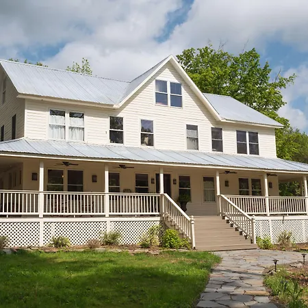 Stonehill'S Farmhouse-2