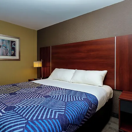Sky Hotel Flushing/Laguardia Airport-3