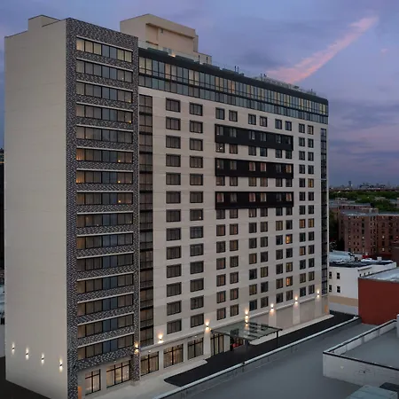 Springhill Suites By Marriott New York Queens-3