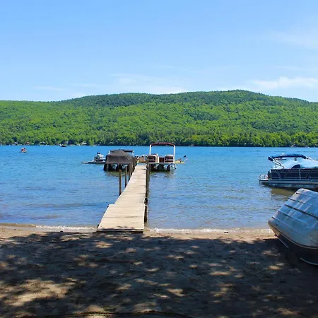 The Sundowner On Lake George-2