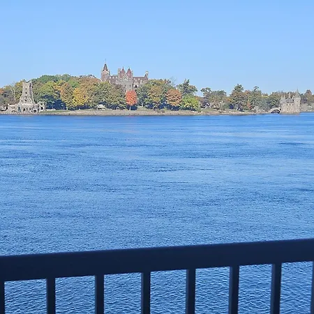 Capt Thomson'S Resort-2